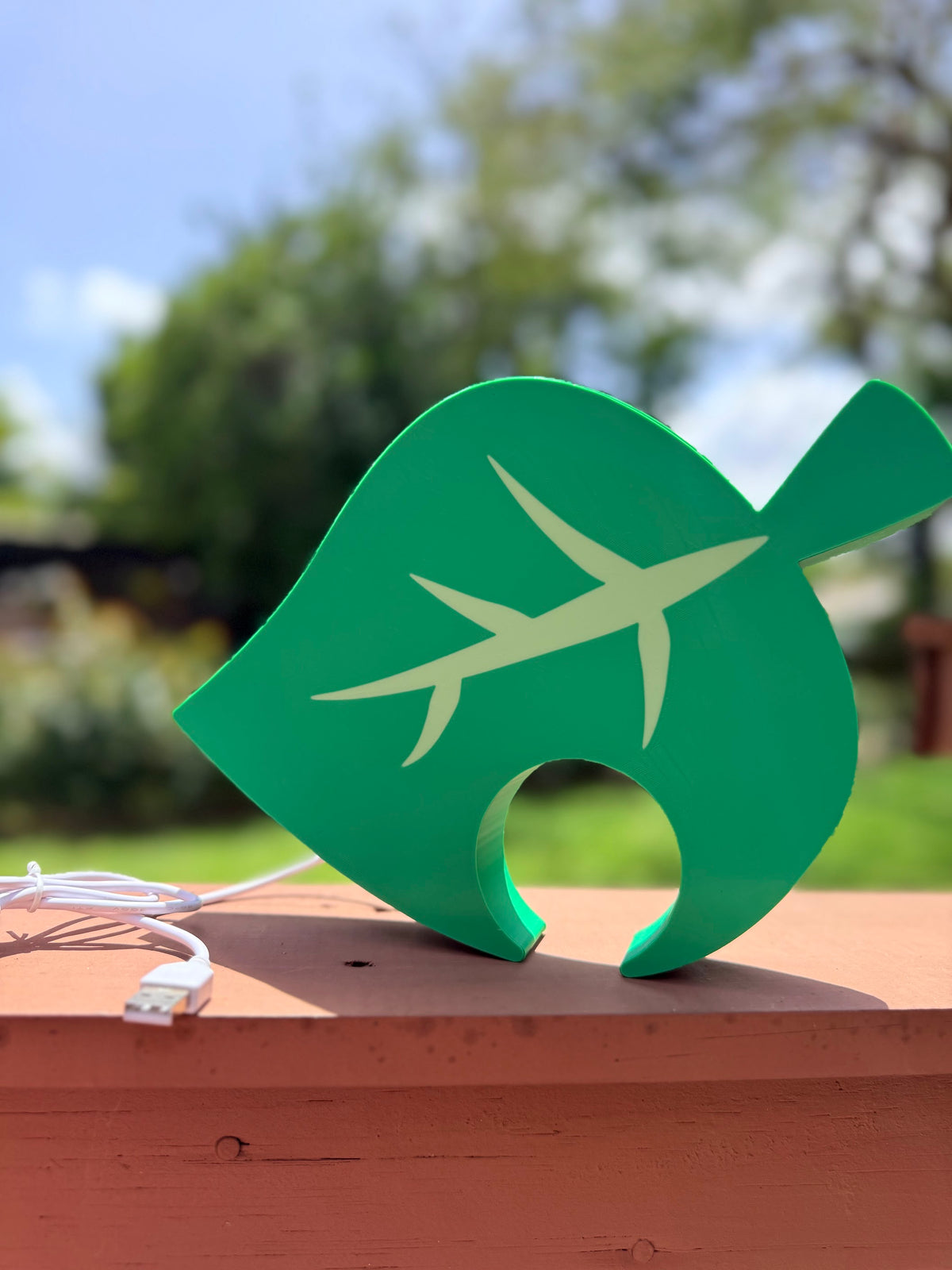 Leaf Lightbox