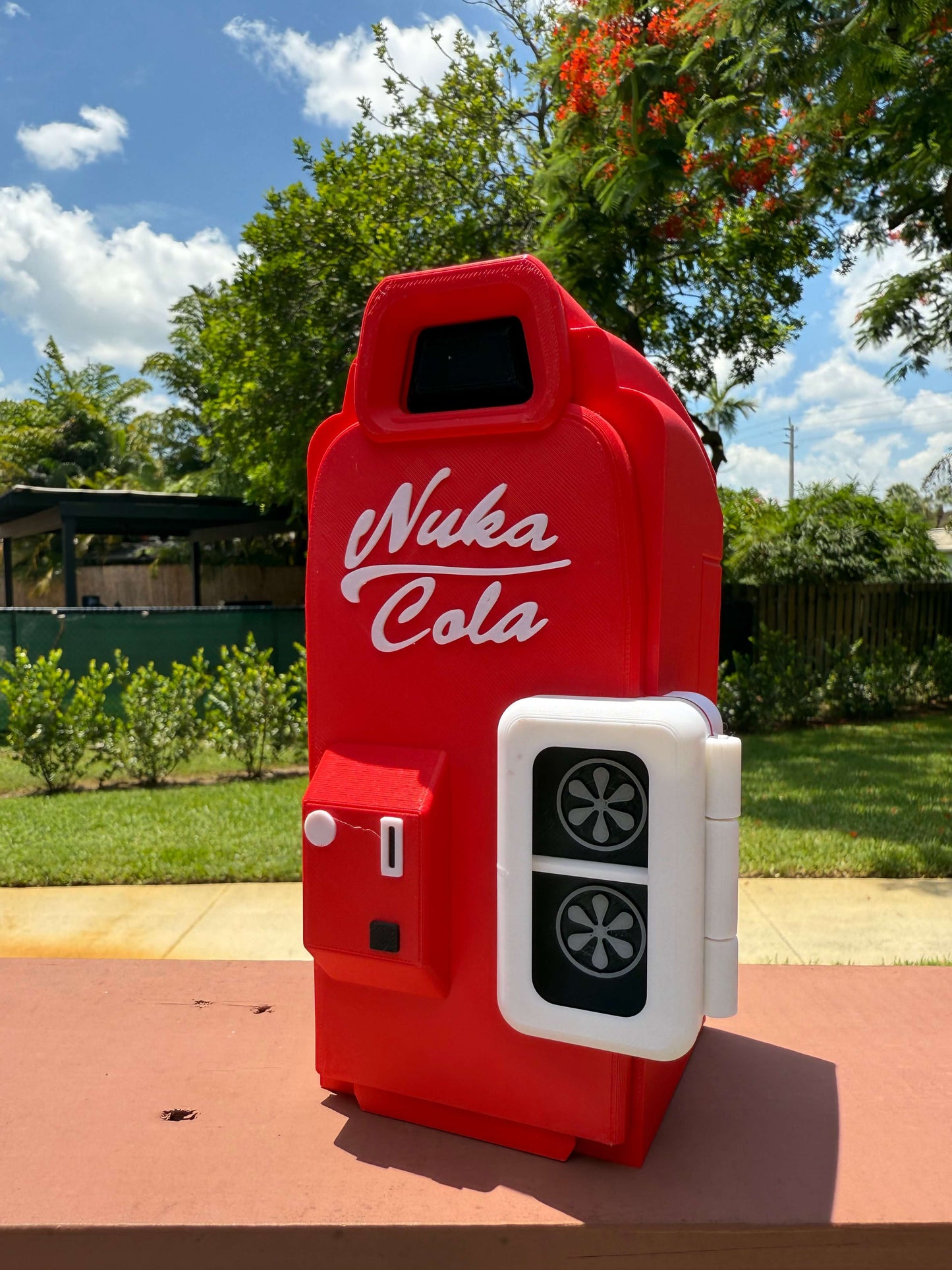 MTG Deck Box Nuka-Cola Vending Machine