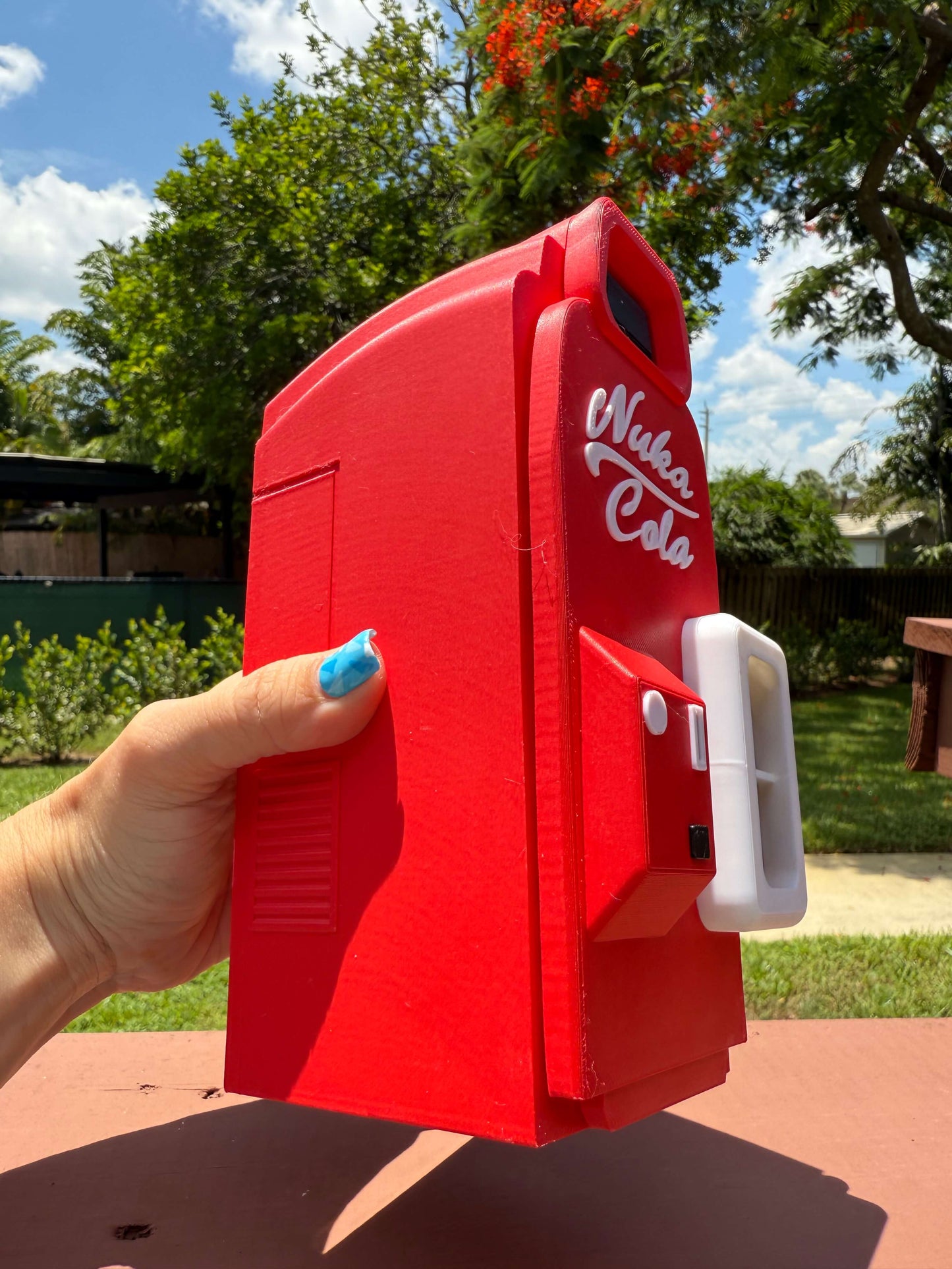 MTG Deck Box Nuka-Cola Vending Machine