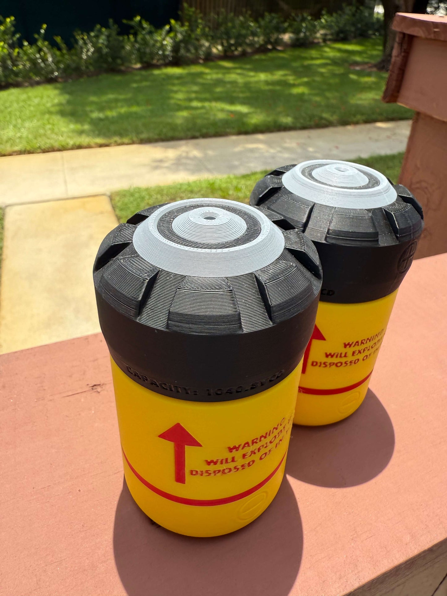 Fusion Cell Storage Capsule (4–5") — Twist-Top